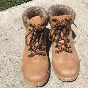 Great mountain boots!!